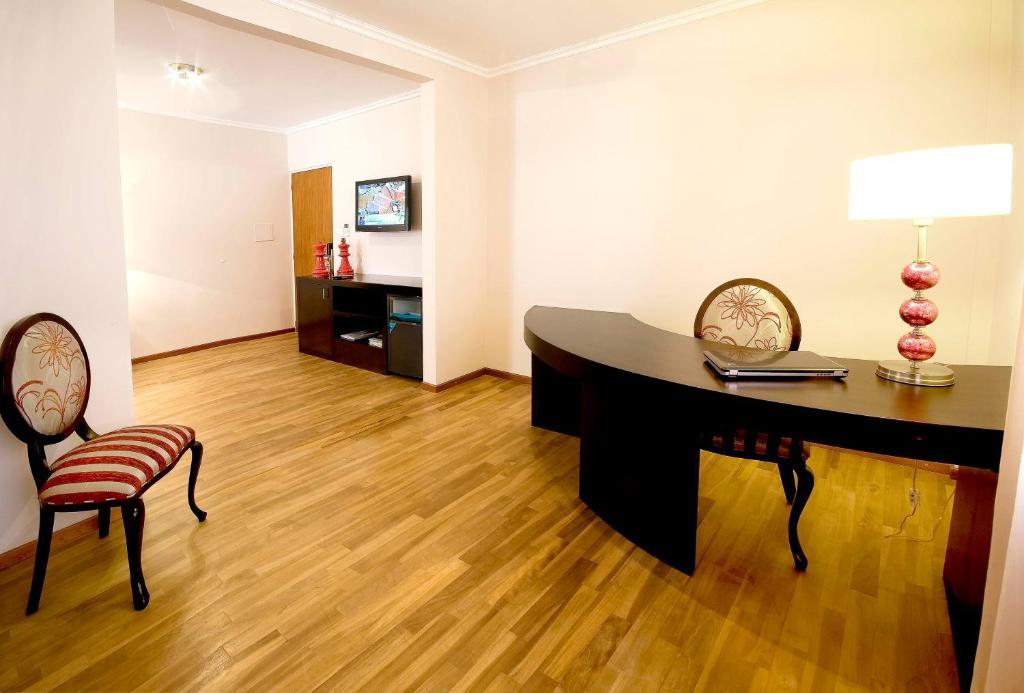 Hotel Argos Bahía Blanca Eksteriør bilde